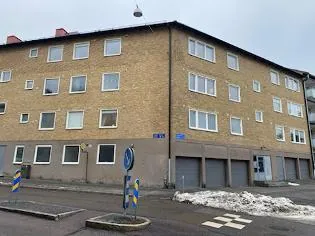 Fasadrenovering med hjälp av en byggnadställning i Göteborg